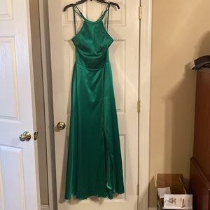 Size 6. Madeline Gardner. Green. Has pockets